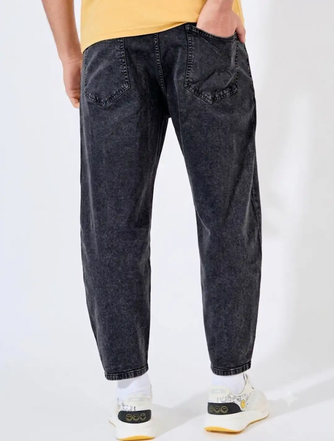 MOM FIT JEANS 