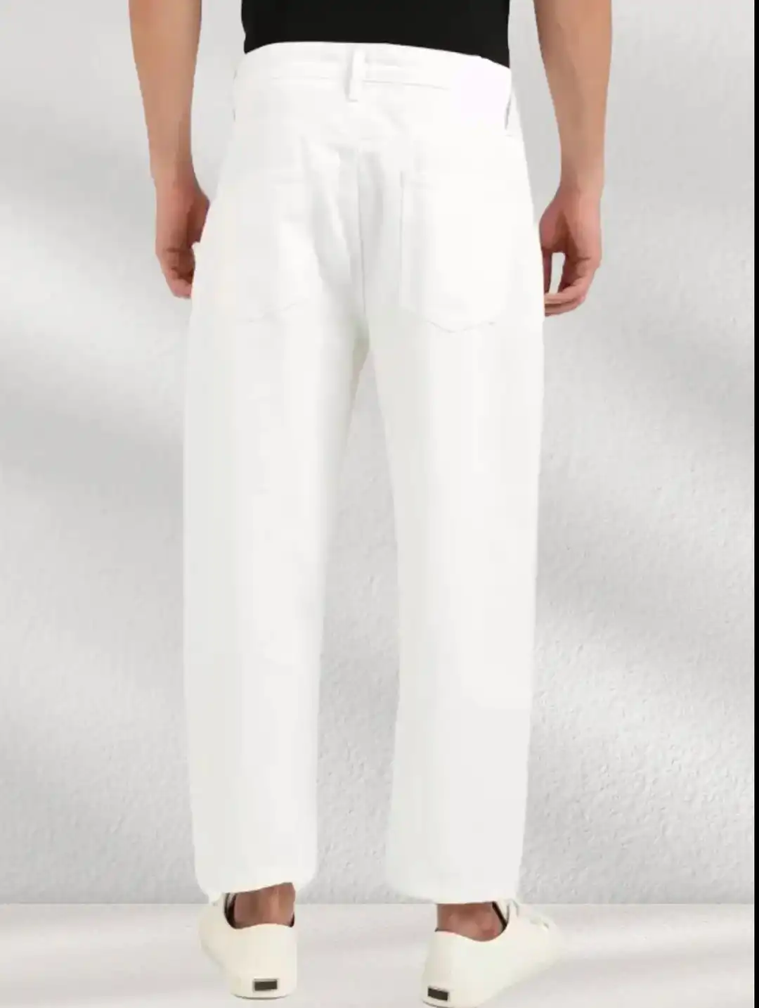 MOM FIT JEANS 