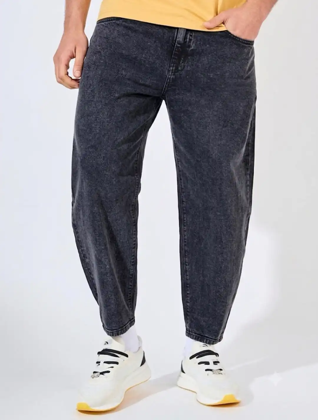 MOM FIT JEANS 