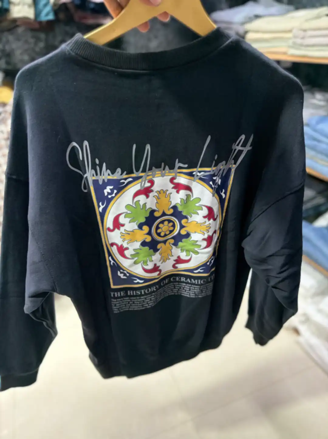 FULL HAND T-SHIRT