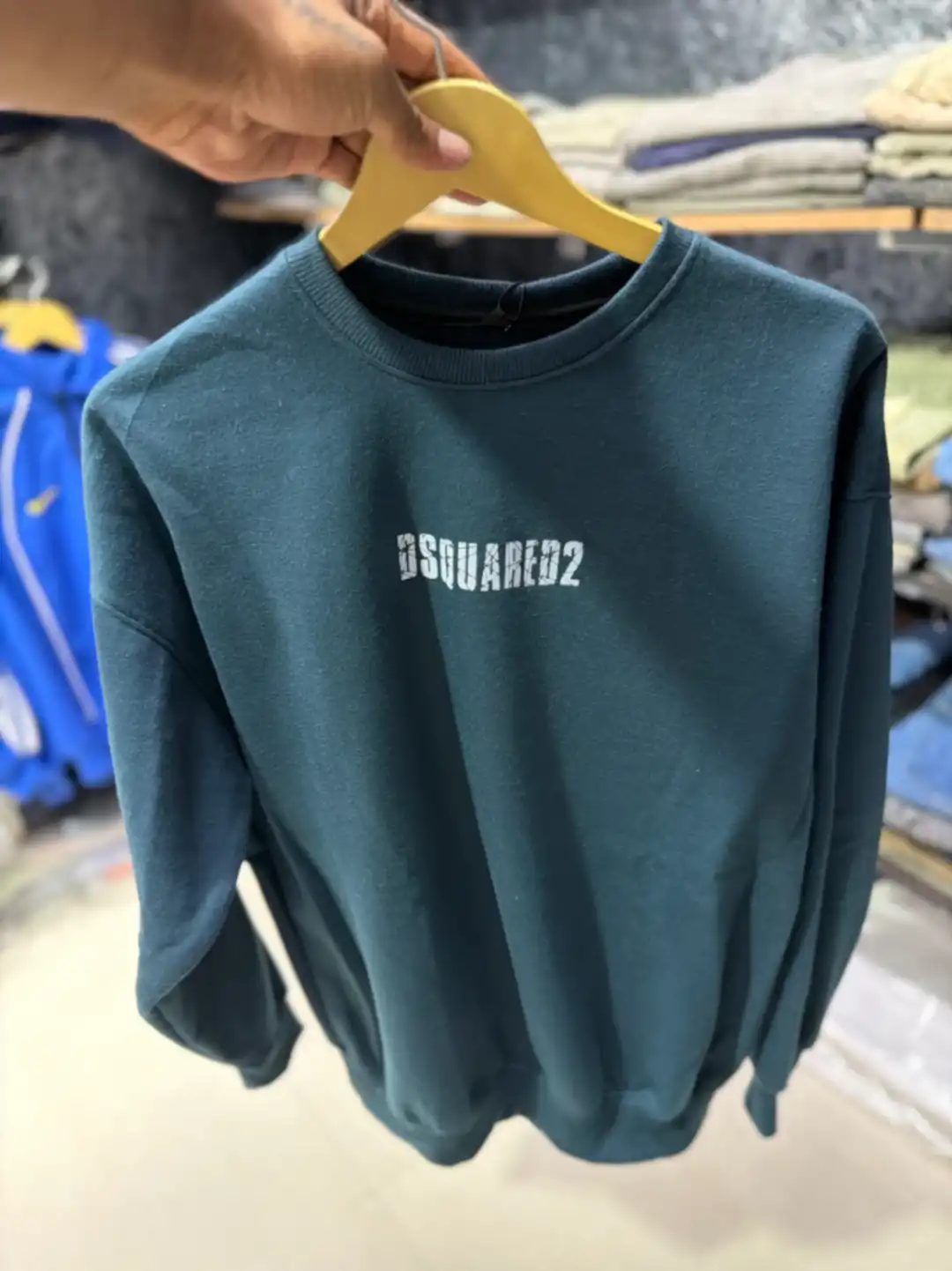 FULL HAND T-SHIRT