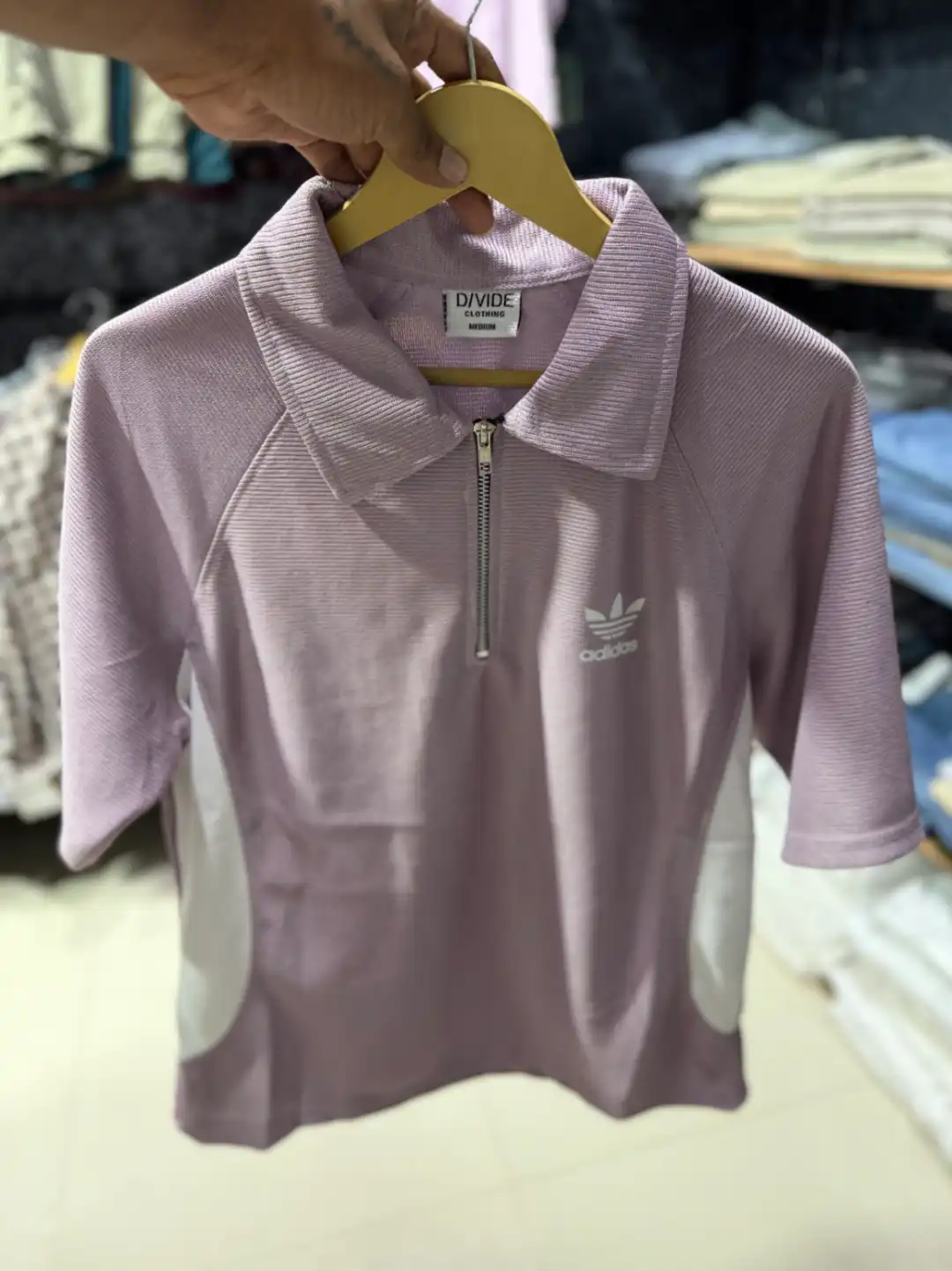 5 sleeve T-Shirt