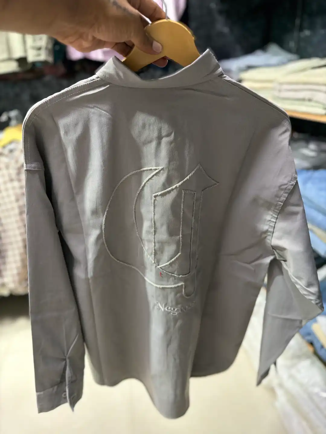 BAGGY SHIRT