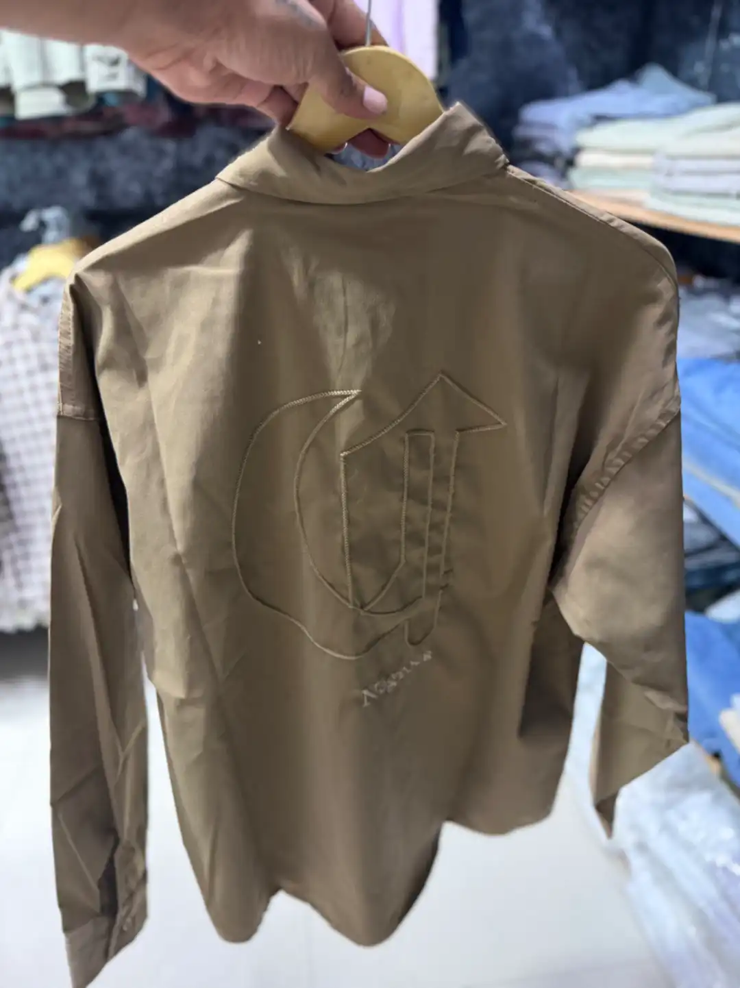 BAGGY SHIRT