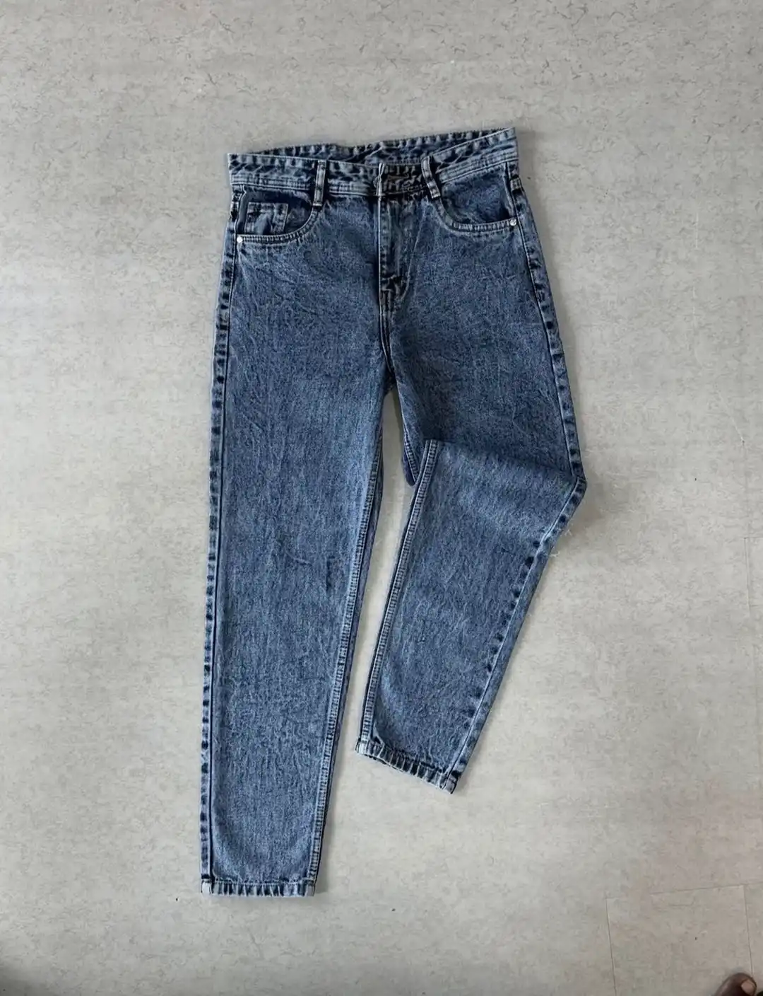 MOM FIT JEANS