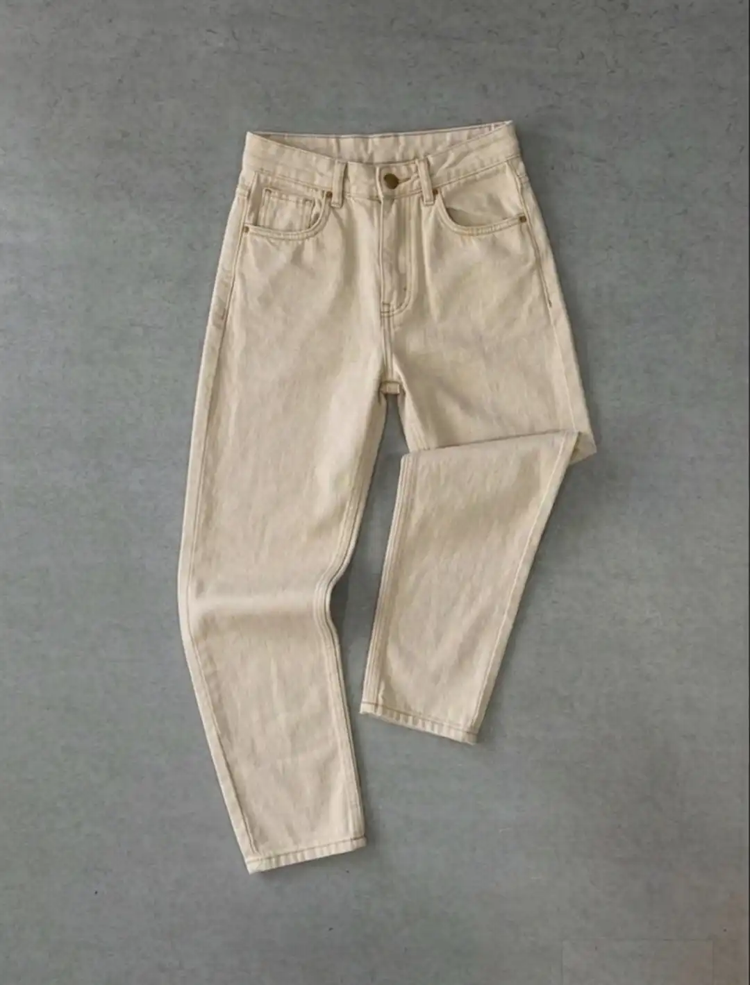 MOM FIT JEANS
