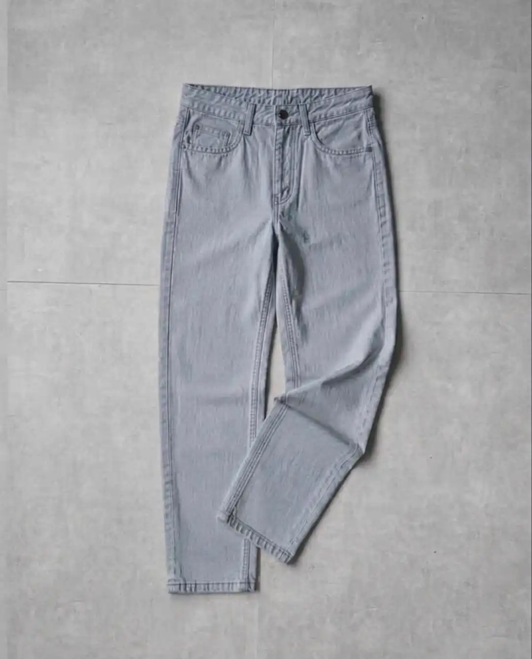 MOM FIT JEANS