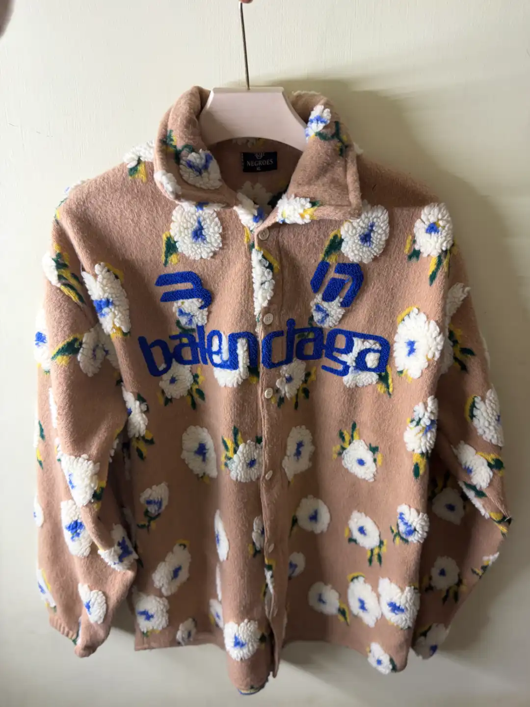 Baggy shirt